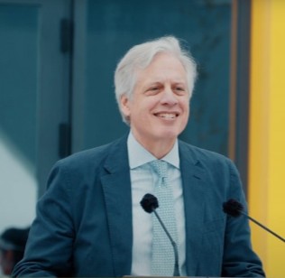 ЛАХДИР ДЭВИД (LAKHDHIR DAVID) 